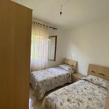 Pams Apartment Baks-Rrjoll